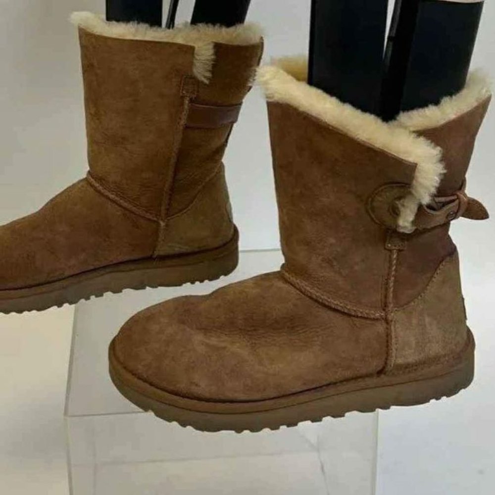 UGG Women's Brown Winter Boots - Size 7